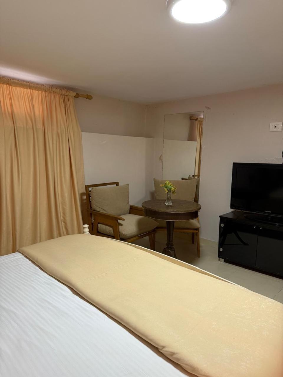 Hotelvila 22 Тирана Экстерьер фото